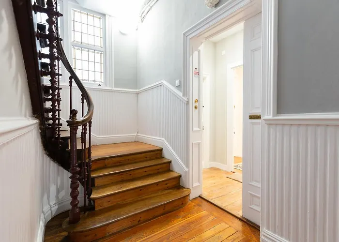 En Casa Centenaria, Parque M.ªcristina *